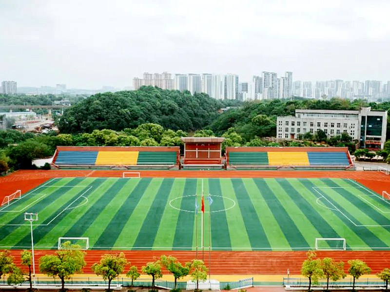 學(xué)校操場